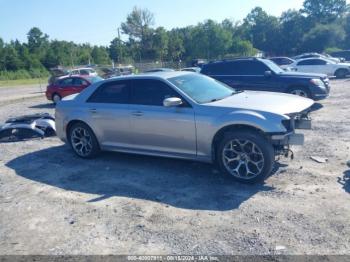  Salvage Chrysler 300