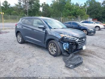  Salvage Hyundai TUCSON