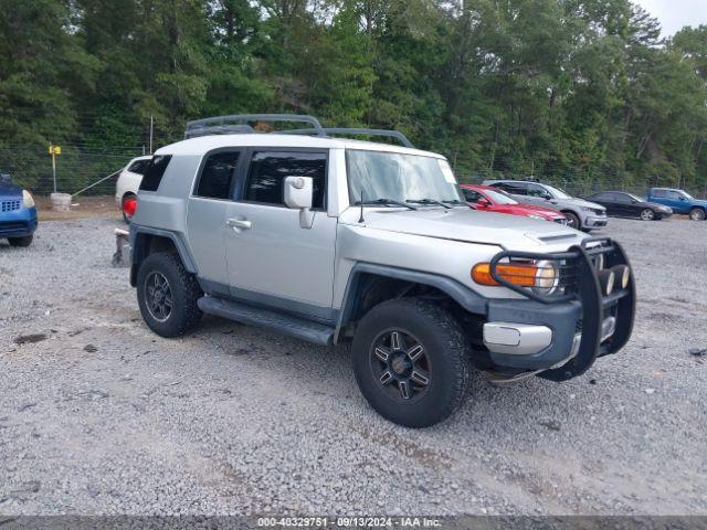  Salvage Toyota FJ Cruiser