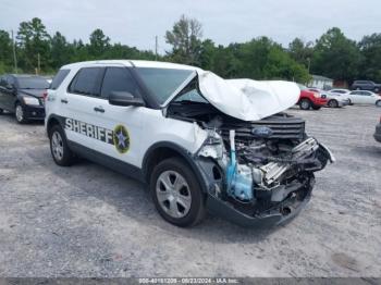  Salvage Ford Utility Police Intercepto