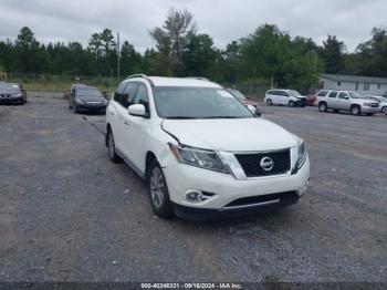  Salvage Nissan Pathfinder