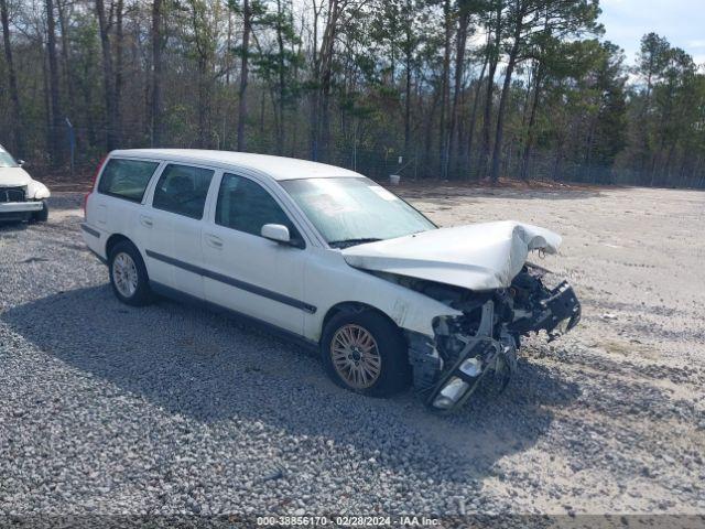  Salvage Volvo V70