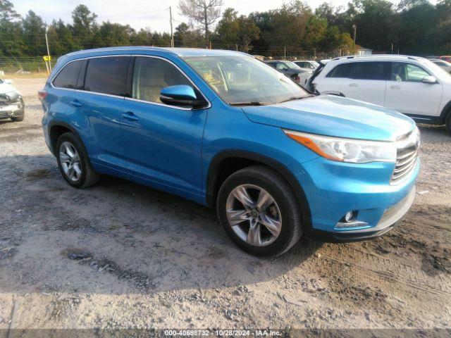  Salvage Toyota Highlander