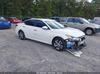  Salvage Nissan Altima