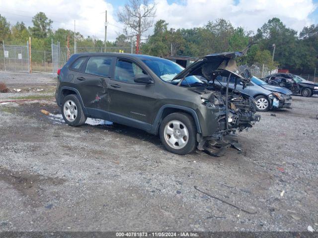  Salvage Jeep Cherokee