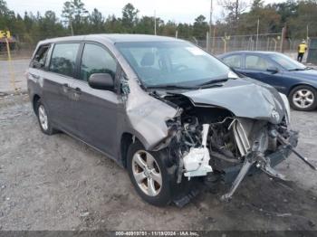  Salvage Toyota Sienna