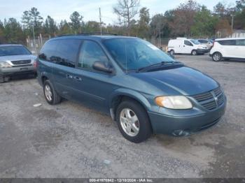  Salvage Dodge Grand Caravan