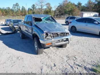  Salvage Toyota Tacoma