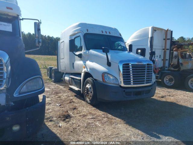  Salvage Freightliner Cascadia 125