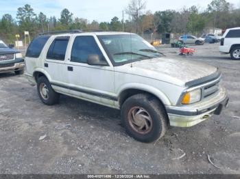  Salvage Chevrolet Blazer