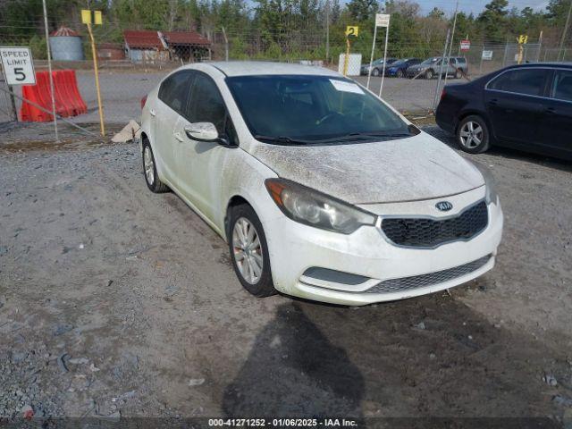  Salvage Kia Forte