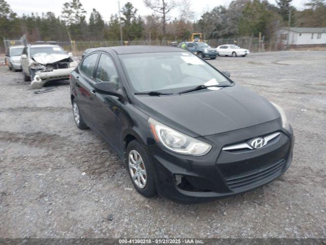  Salvage Hyundai ACCENT