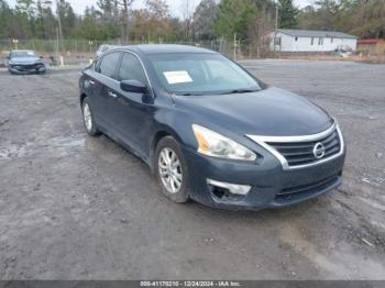  Salvage Nissan Altima