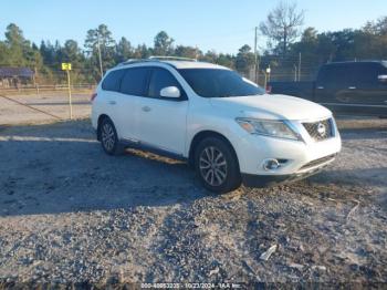  Salvage Nissan Pathfinder