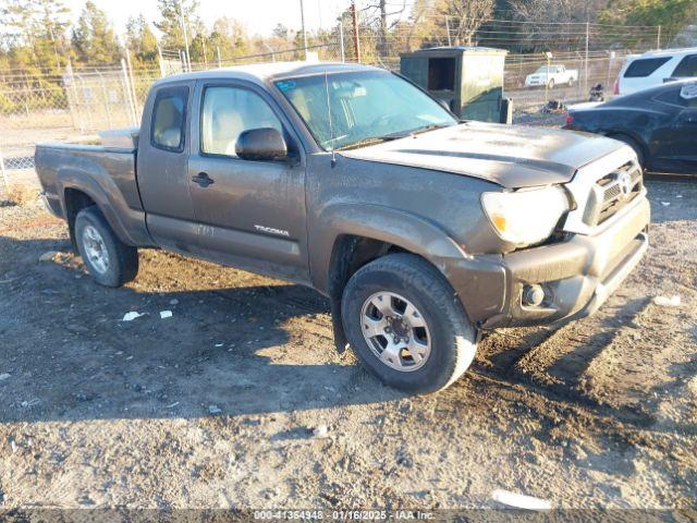  Salvage Toyota Tacoma