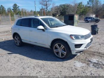  Salvage Volkswagen Touareg