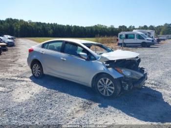  Salvage Kia Forte
