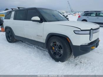  Salvage Rivian R1s