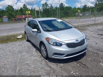  Salvage Kia Forte