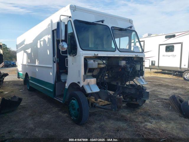  Salvage Workhorse Custom Cha Commercial Chassis