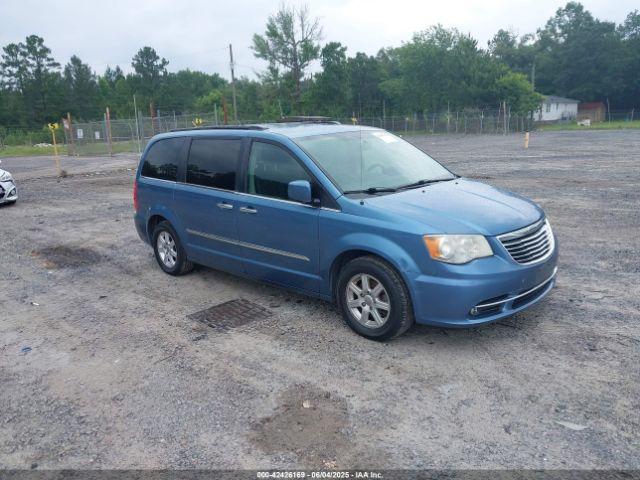  Salvage Chrysler Town & Country
