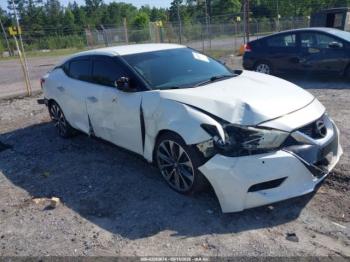  Salvage Nissan Maxima