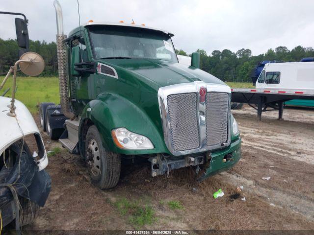  Salvage Kenworth T680