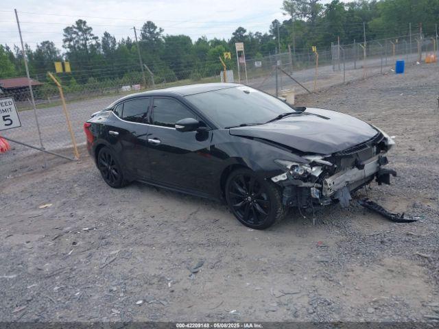  Salvage Nissan Maxima
