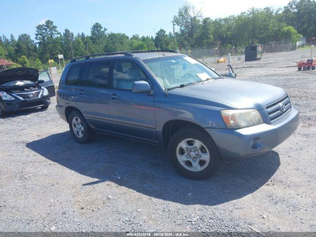  Salvage Toyota Highlander
