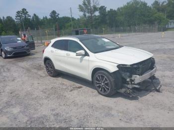  Salvage Mercedes-Benz GLA