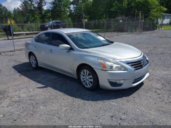  Salvage Nissan Altima