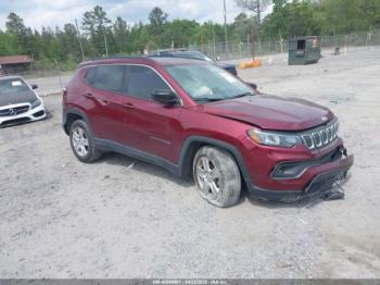  Salvage Jeep Compass