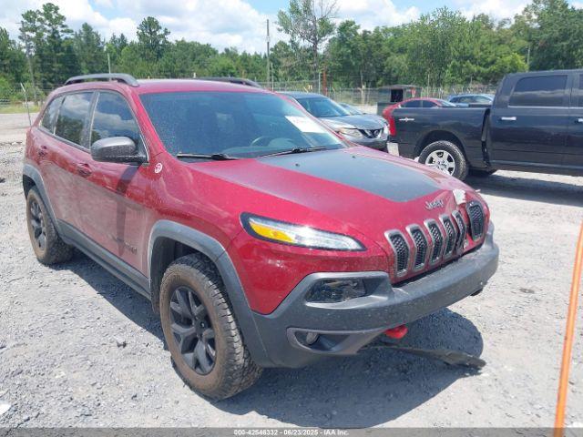  Salvage Jeep Cherokee