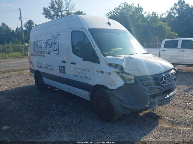  Salvage Mercedes-Benz Sprinter 1500