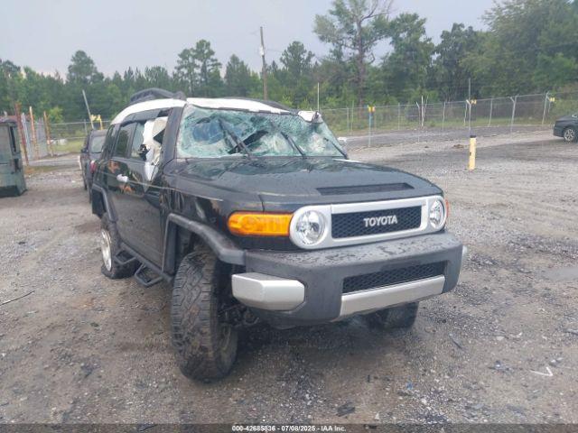  Salvage Toyota FJ Cruiser