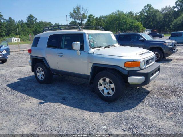  Salvage Toyota FJ Cruiser
