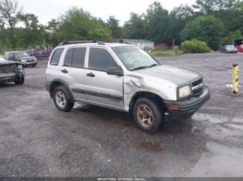  Salvage Chevrolet Tracker