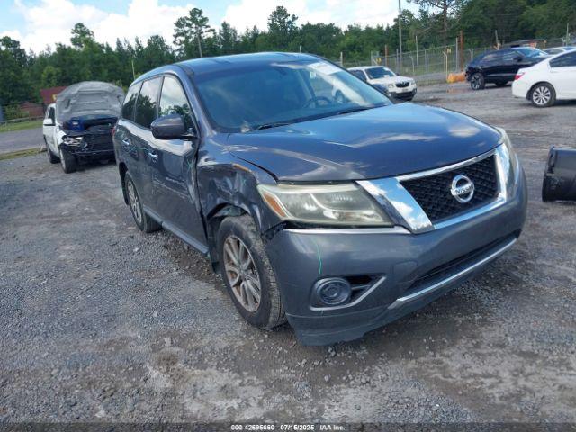  Salvage Nissan Pathfinder