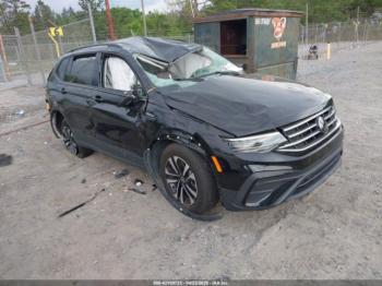  Salvage Volkswagen Tiguan