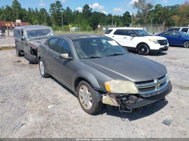  Salvage Dodge Avenger