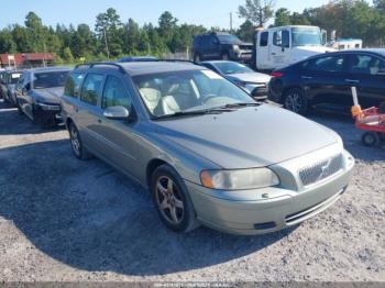  Salvage Volvo V70