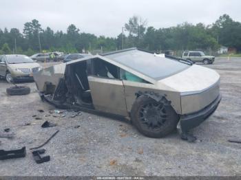  Salvage Tesla Cybertruck