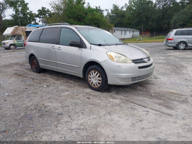  Salvage Toyota Sienna