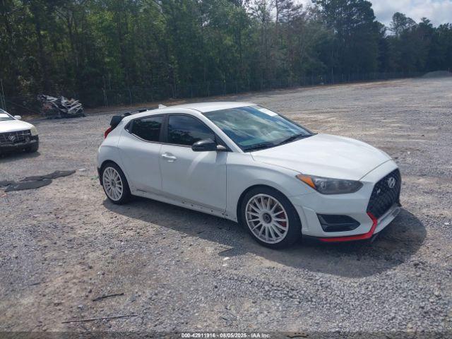 Salvage Hyundai VELOSTER