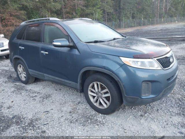  Salvage Kia Sorento