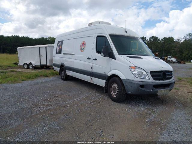  Salvage Mercedes-Benz Sprinter 2500