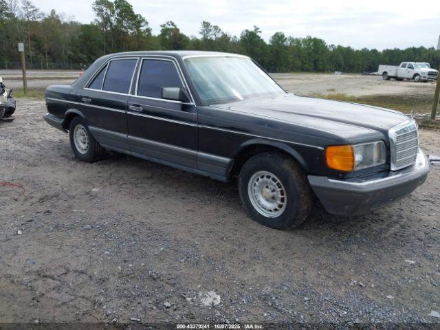  Salvage Mercedes-Benz 300