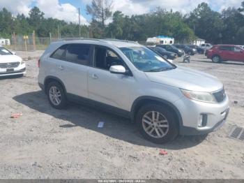  Salvage Kia Sorento