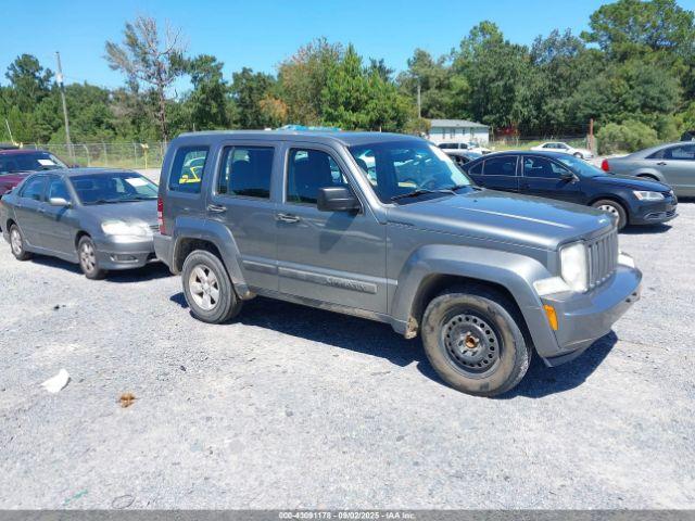  Salvage Jeep Liberty