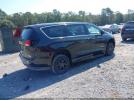 Chrysler Pacifica Touring Image 3